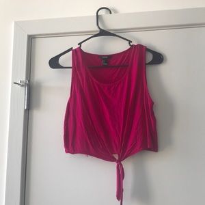 Cropped pink top